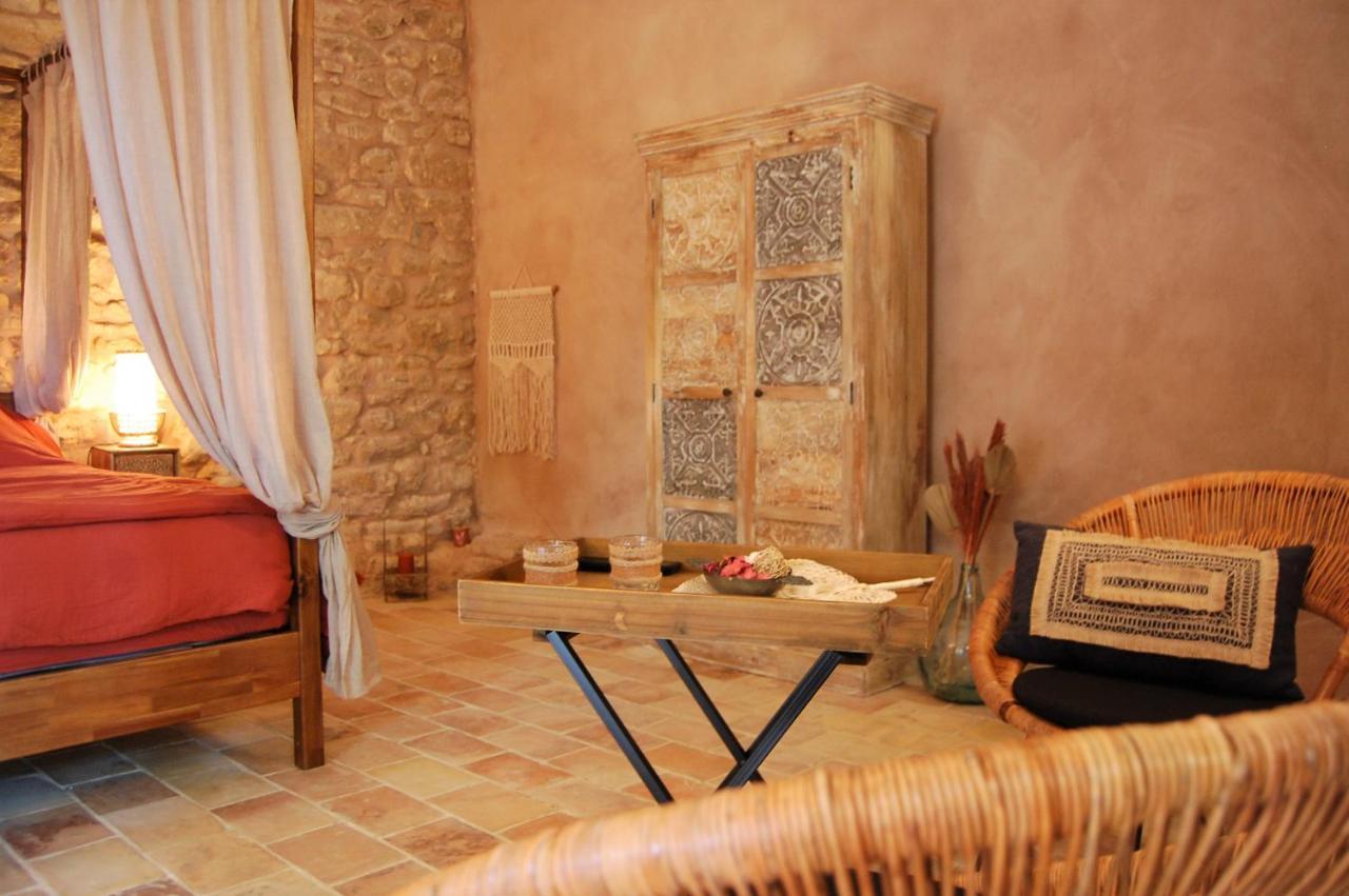 La Bucolique, Chambres Et Jardin D'Hotes Sabran エクステリア 写真