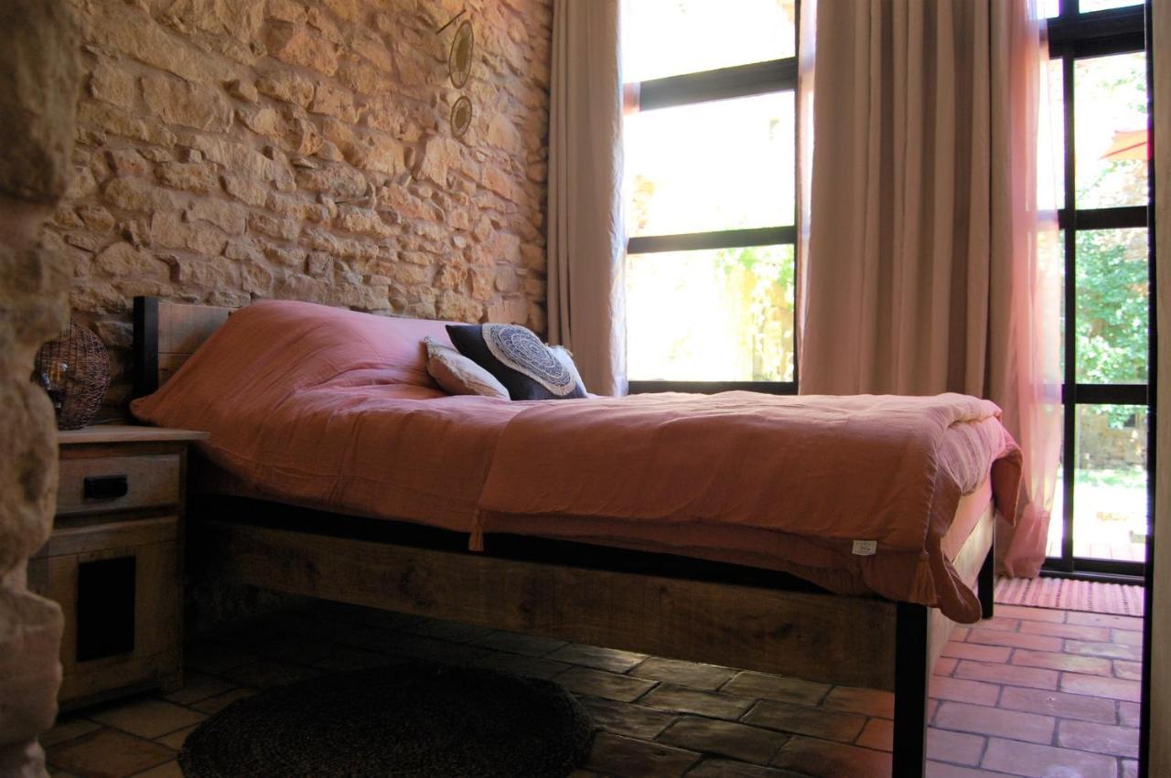 La Bucolique, Chambres Et Jardin D'Hotes Sabran エクステリア 写真