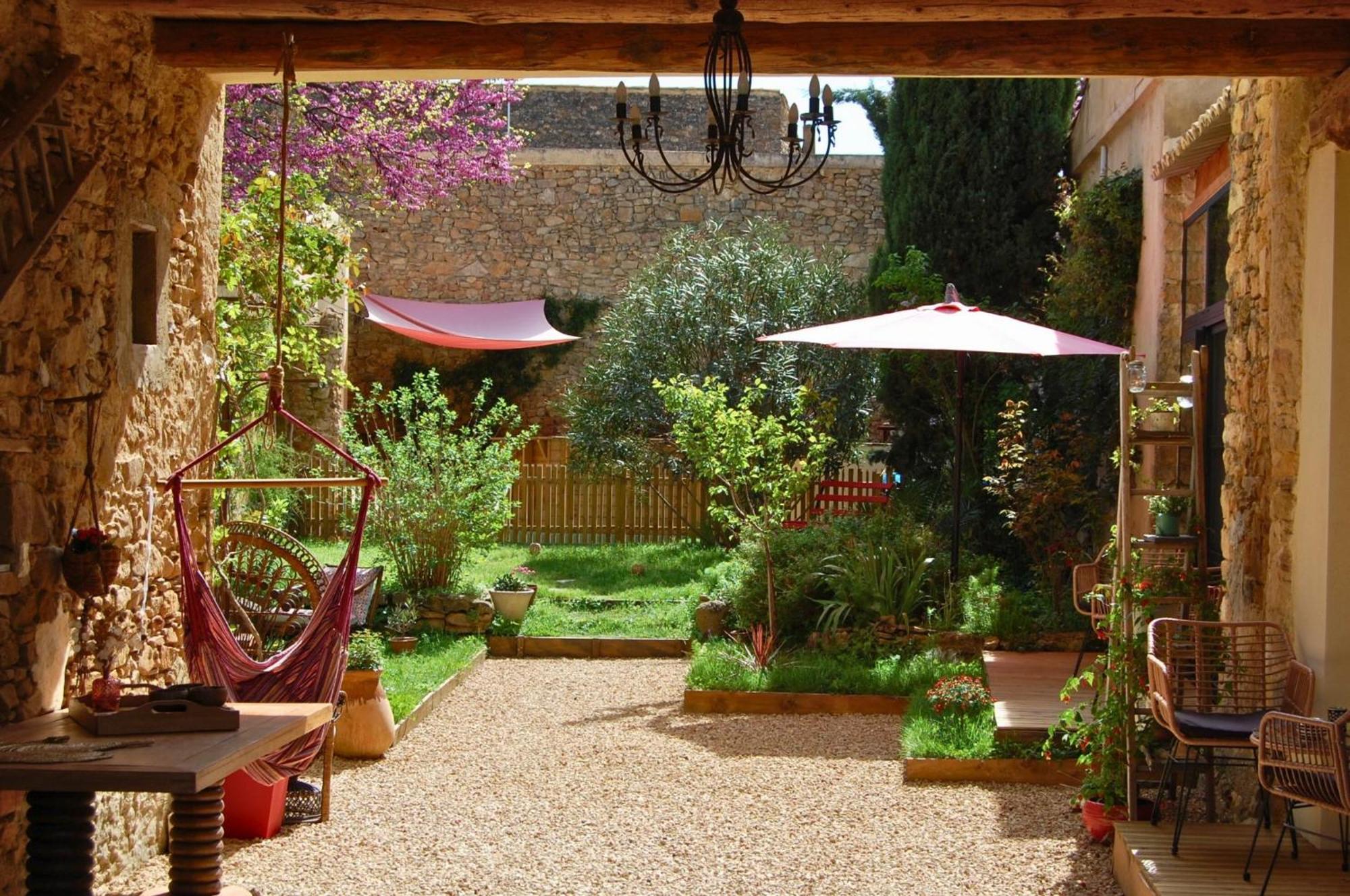 La Bucolique, Chambres Et Jardin D'Hotes Sabran エクステリア 写真