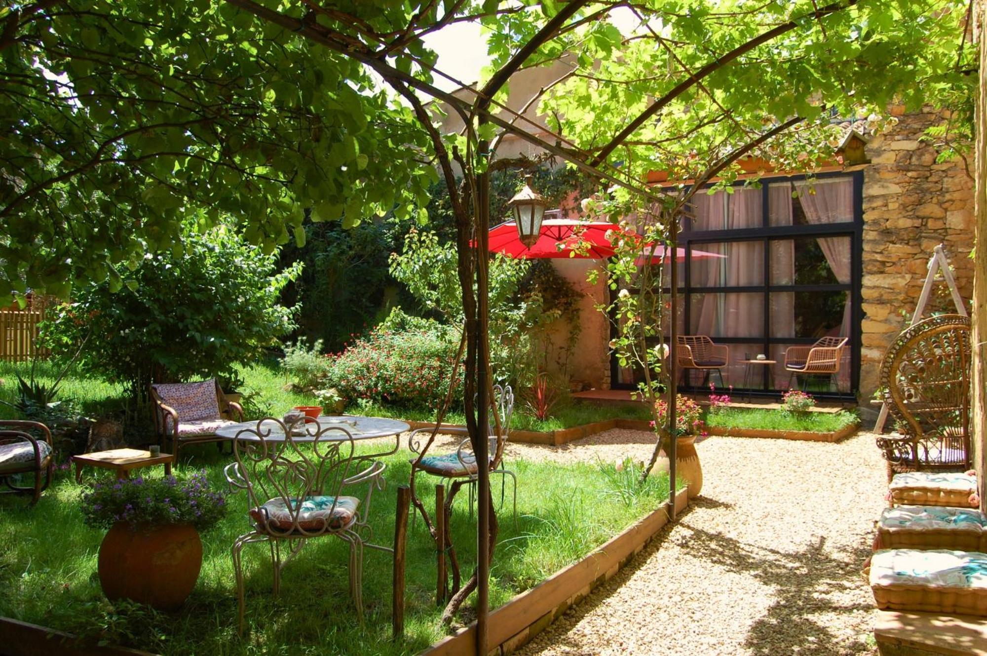 La Bucolique, Chambres Et Jardin D'Hotes Sabran エクステリア 写真