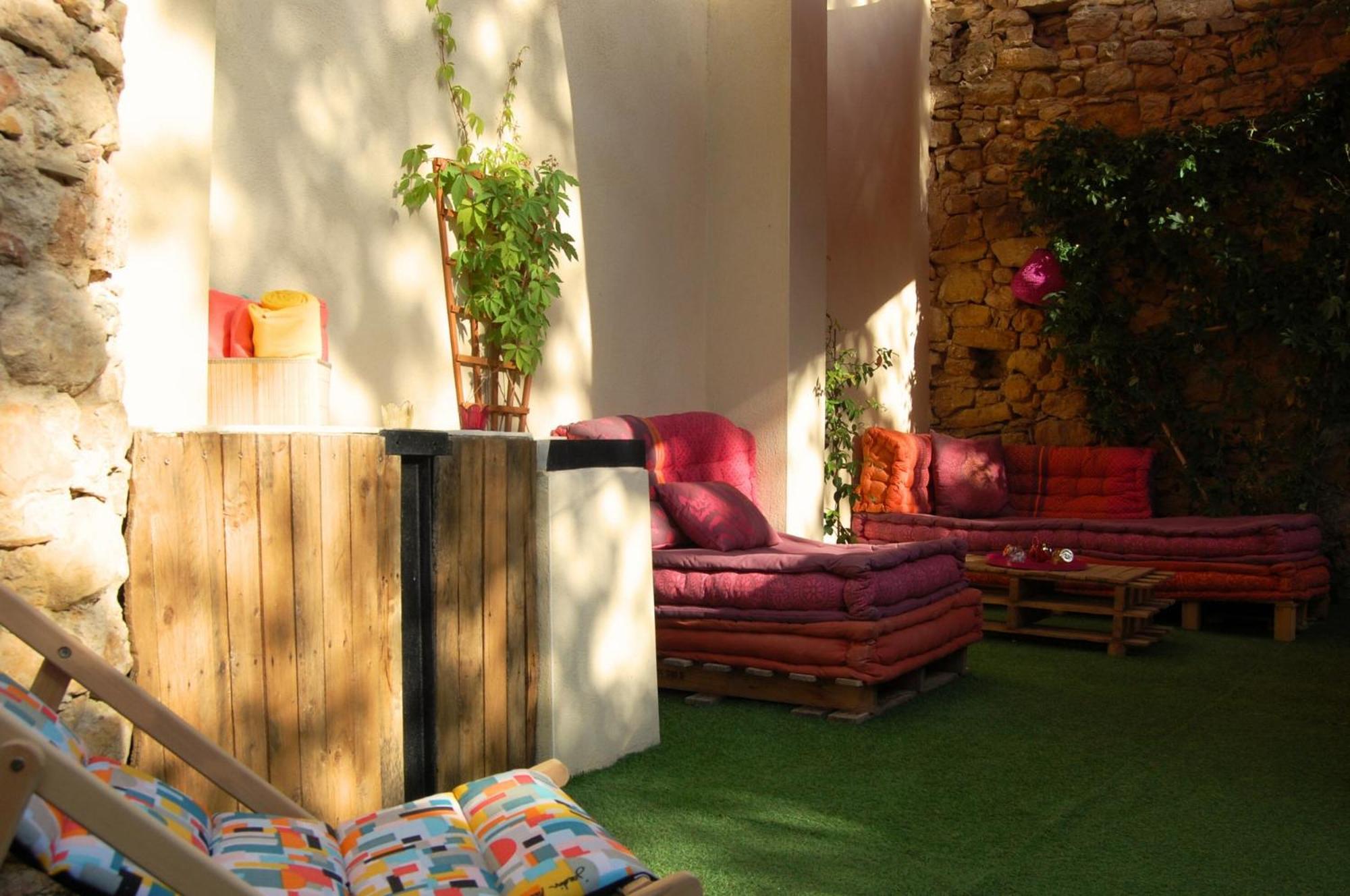 La Bucolique, Chambres Et Jardin D'Hotes Sabran エクステリア 写真
